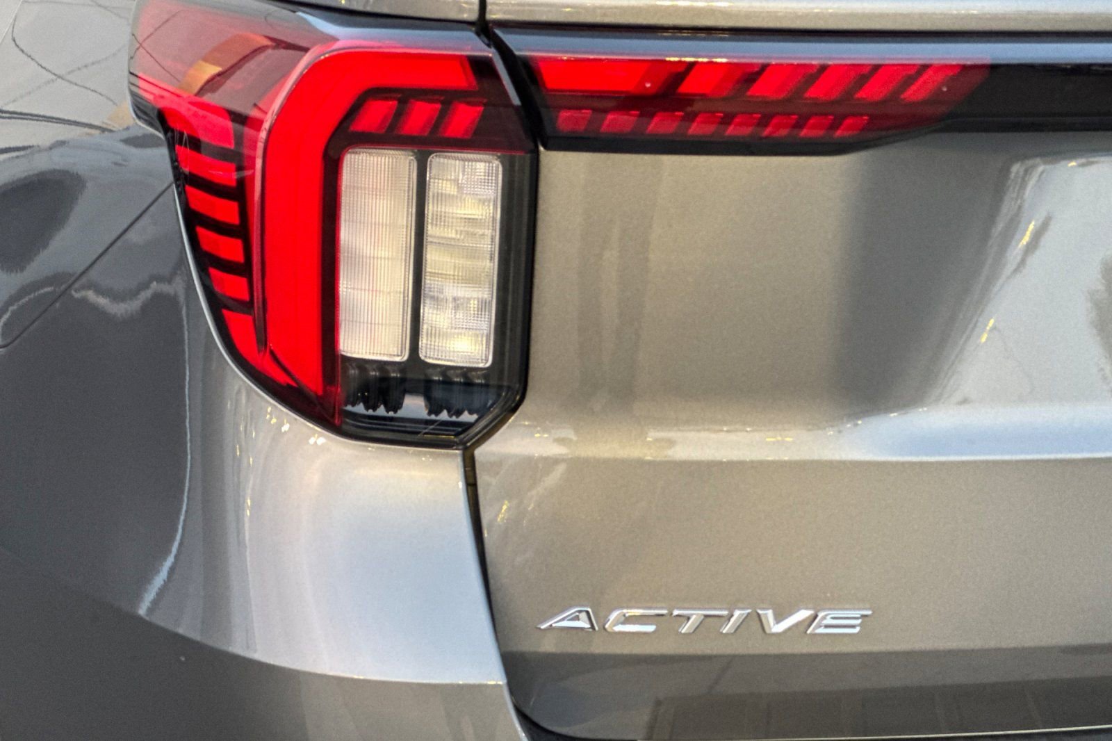 New 2026 Ford Explorer Active w/ Active Comfort Package RWD image 26