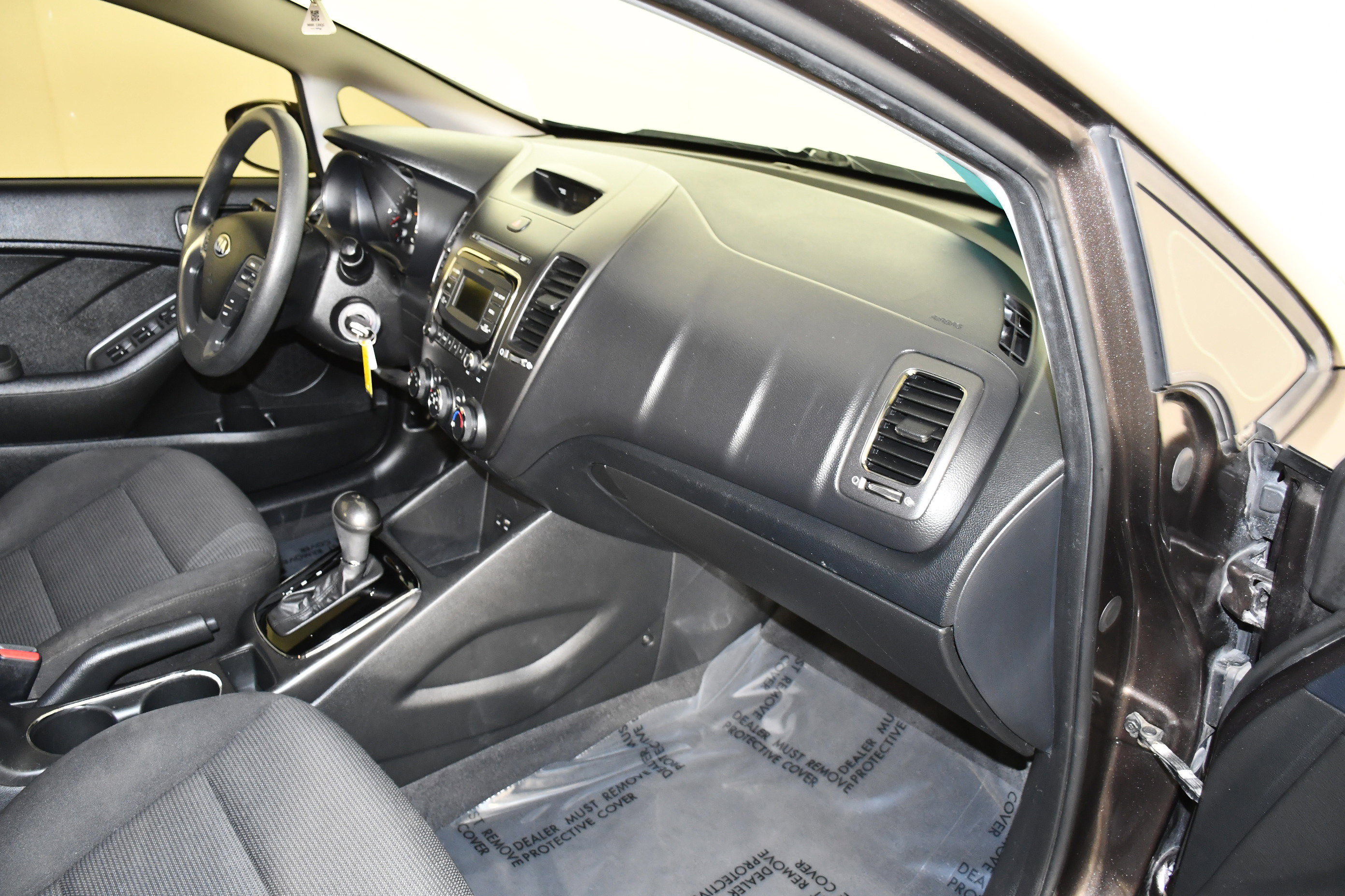 Used 2018 Kia Forte LX image 37