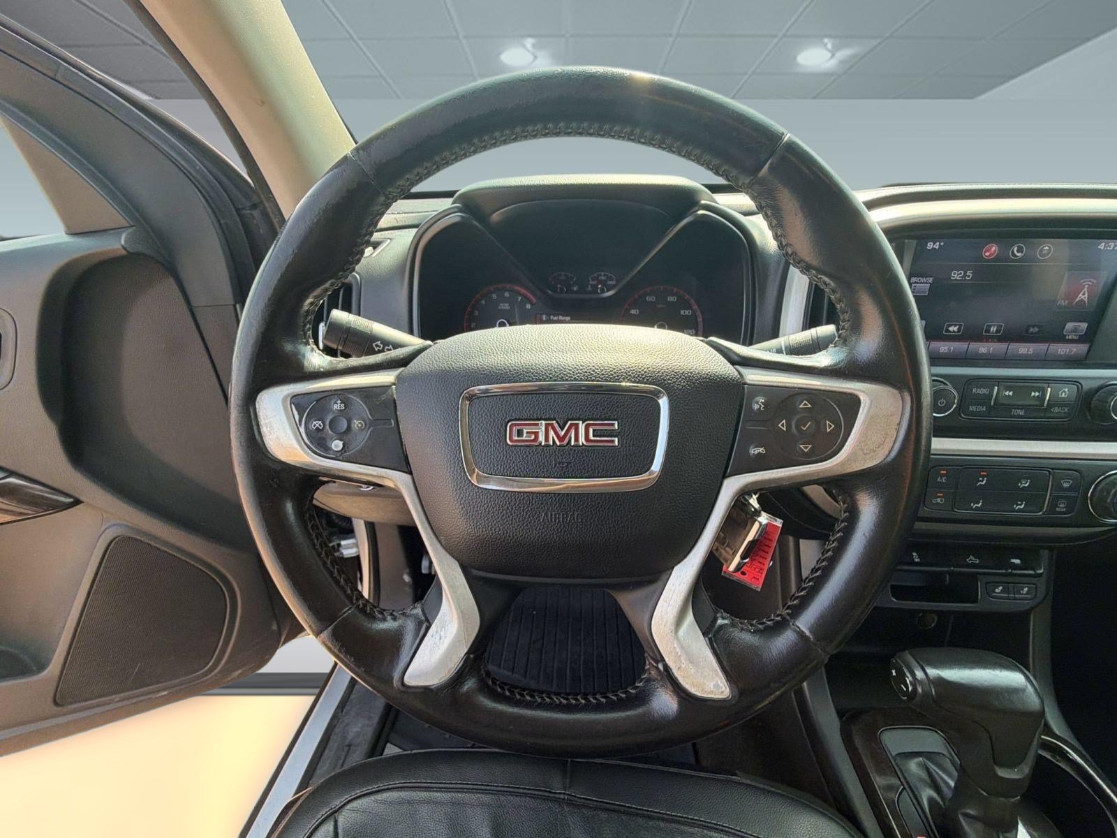 Used 2015 GMC Canyon SLT AWD/4WD image 11