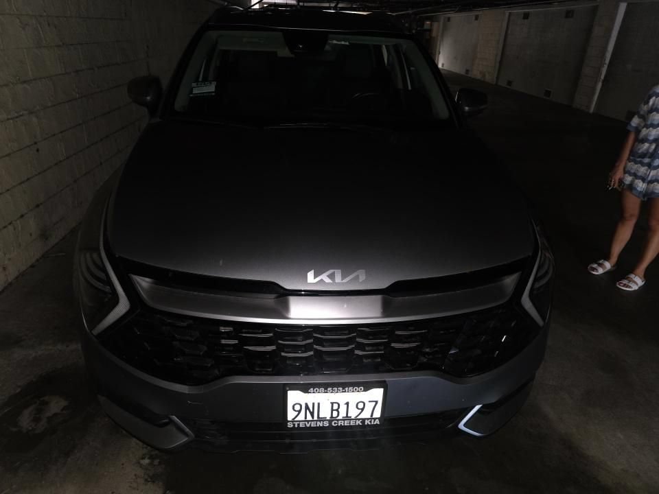 Certified 2024 Kia Sportage EX AWD/4WD image 5