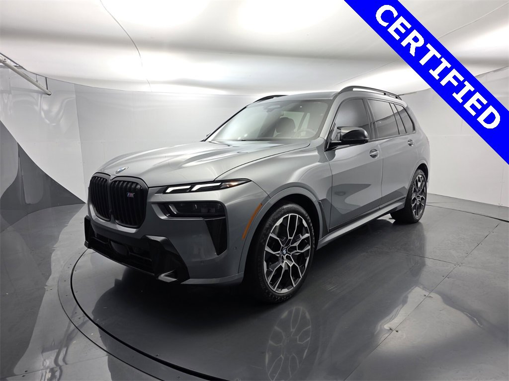 Used 2025 BMW X7 M60i image 8