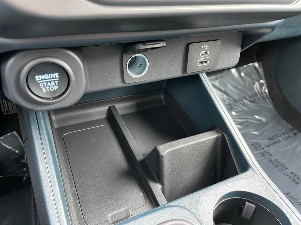 New 2026 Ford Maverick XLT w/ Equipment Group 301A image 12