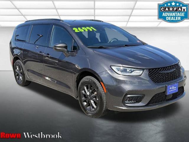 Used 2022 Chrysler Pacifica Touring-L w/ S Appearance Package