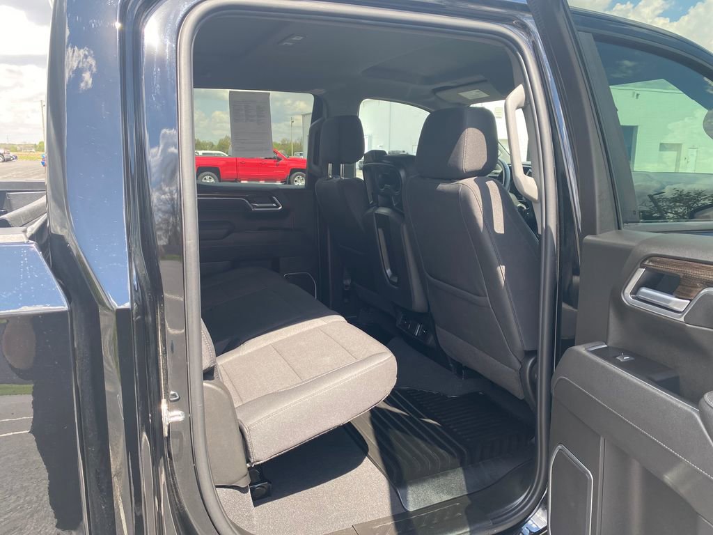Used 2026 Chevrolet Silverado 1500 RST AWD/4WD image 15