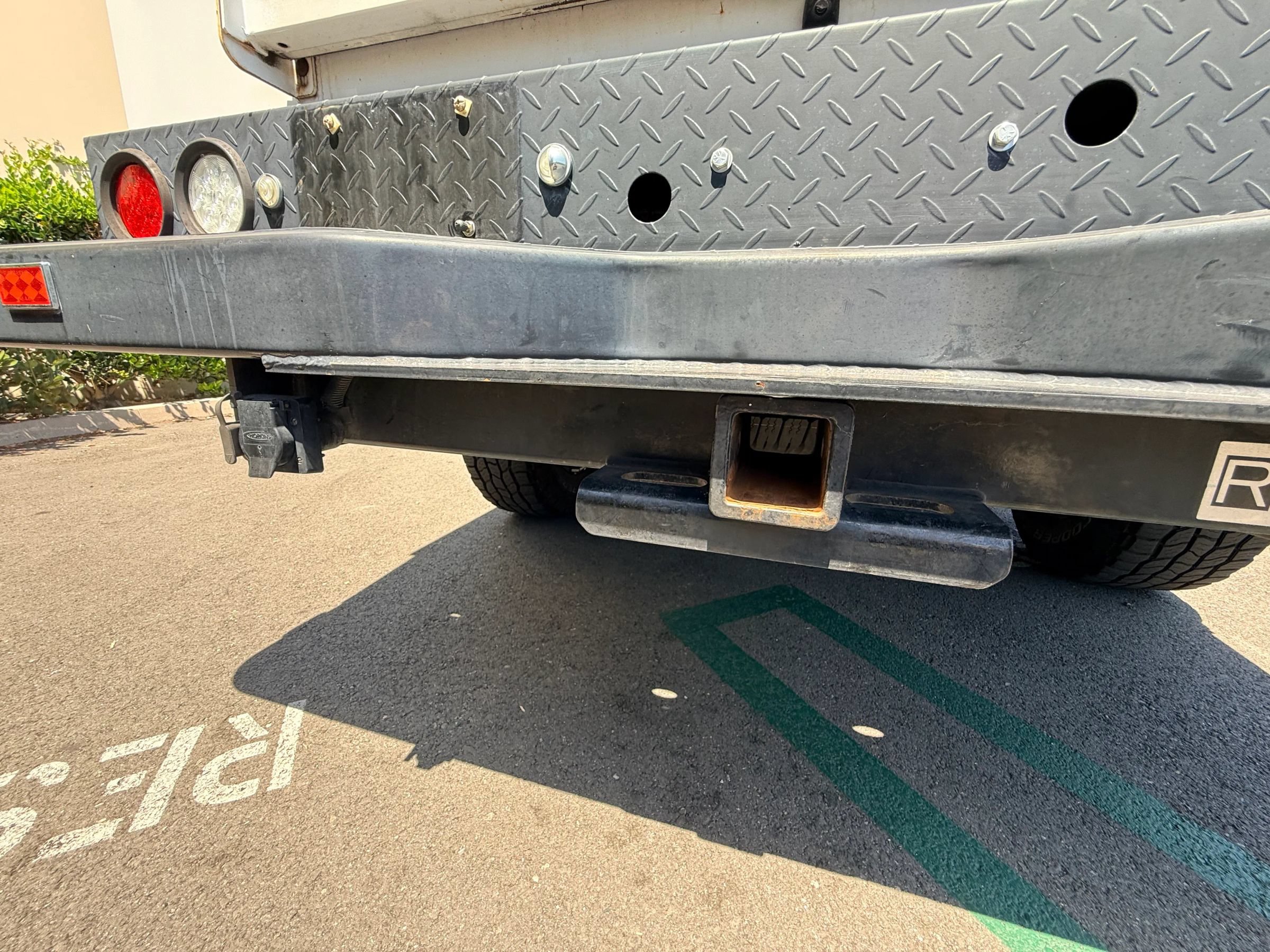 Used 2018 Chevrolet Silverado 3500 Work Truck Pickup 4D 8 ft RWD image 6