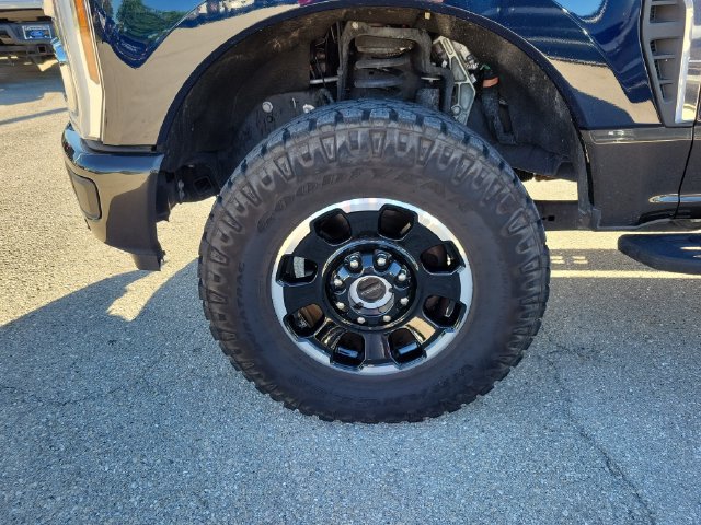 Certified 2025 Ford F350 King Ranch w/ Tremor Off-Road Package AWD/4WD image 14