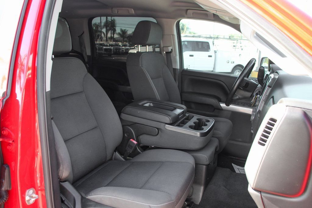 Used 2018 Chevrolet Silverado 1500 LT w/ Texas Edition AWD/4WD image 36