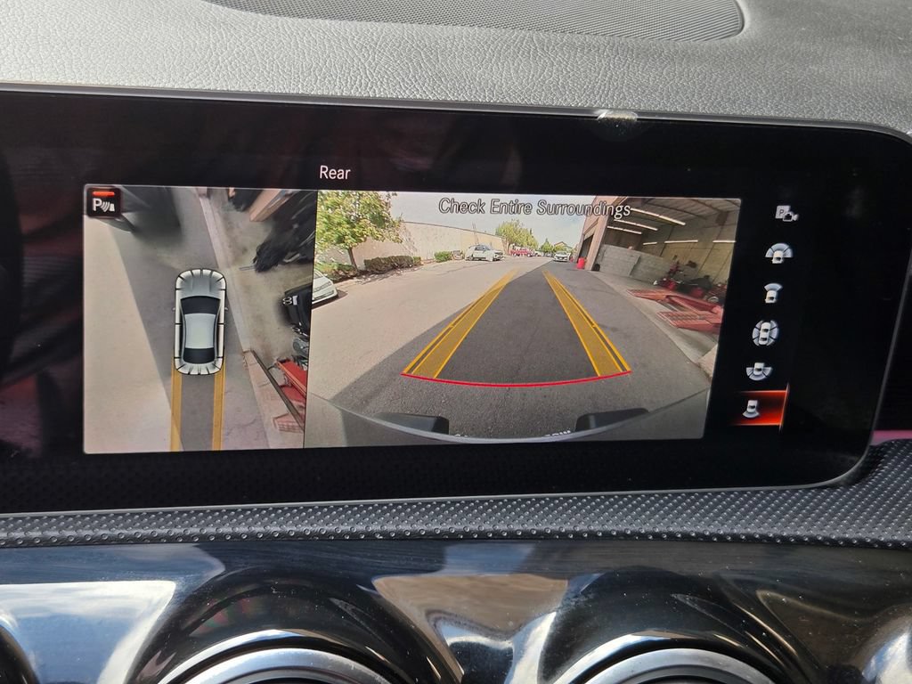 Used 2020 Mercedes-Benz CLA 250 image 17