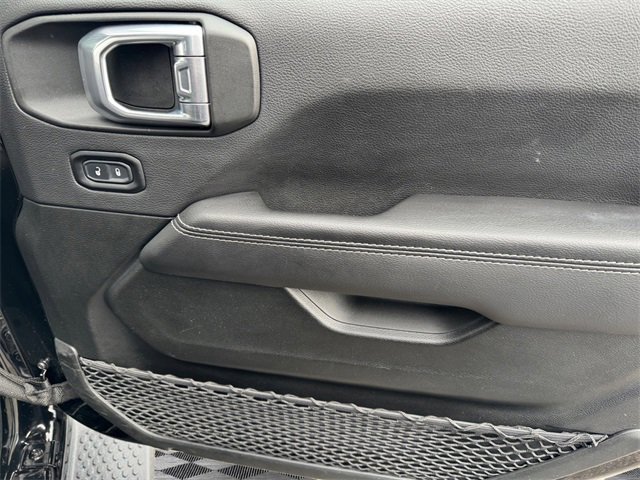 Certified 2022 Jeep Wrangler Unlimited Sahara w/ Cold Weather Group image 13