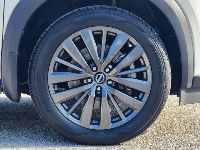 Used 2022 Nissan Pathfinder SL w/ SL Premium Package FWD image 10