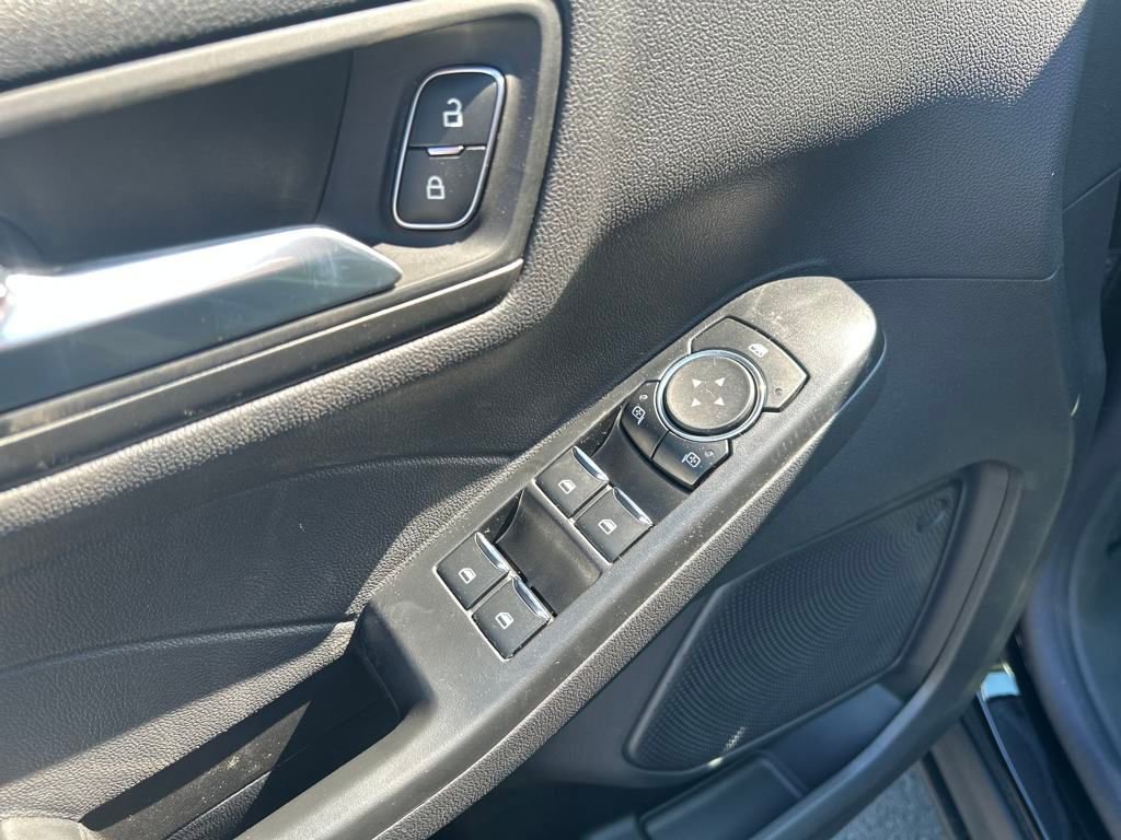 New 2025 Ford Escape SE w/ PHEV Premium Package image 16