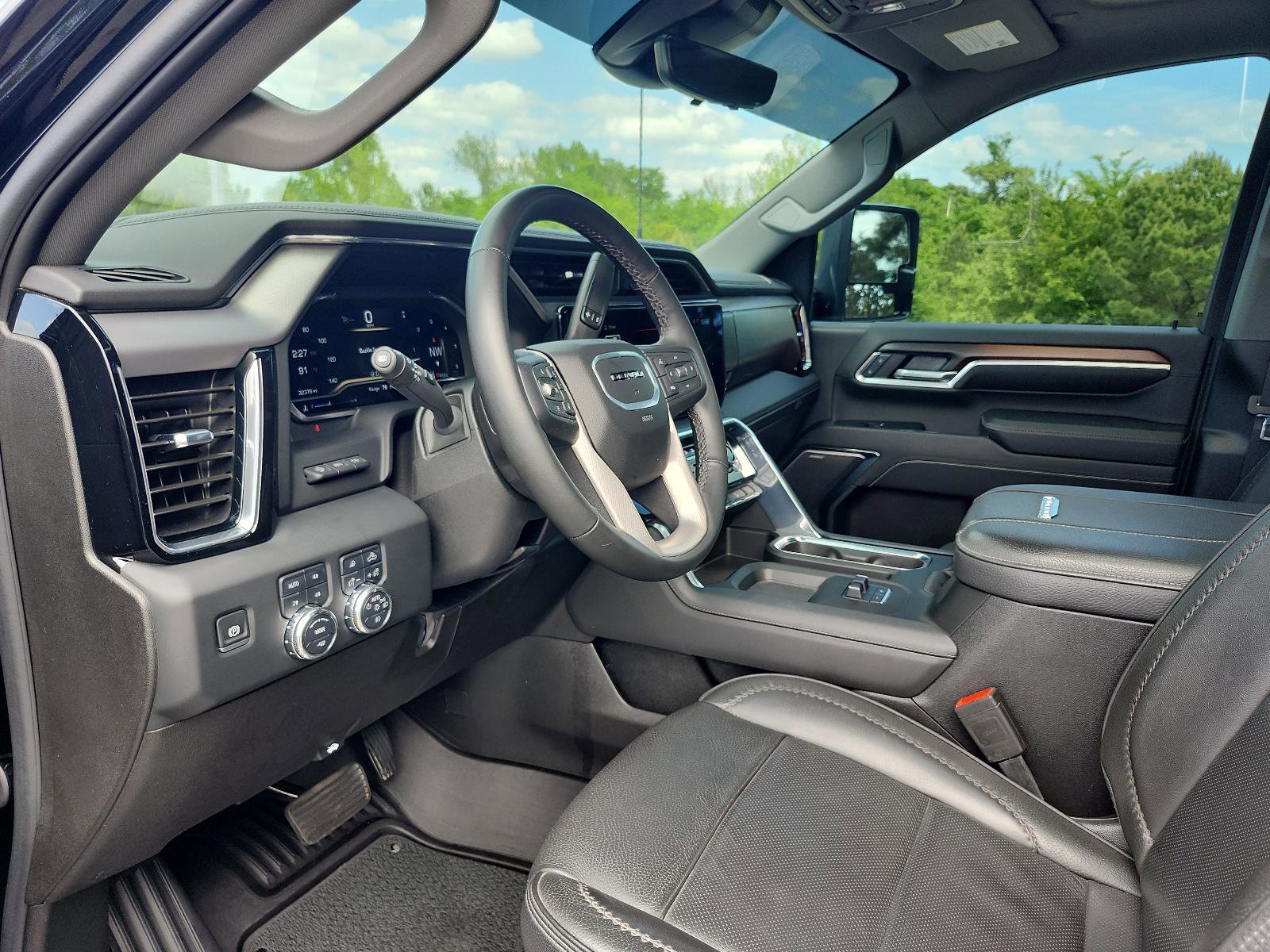Certified 2025 GMC Sierra 2500 Denali w/ Denali Reserve Package AWD/4WD image 20