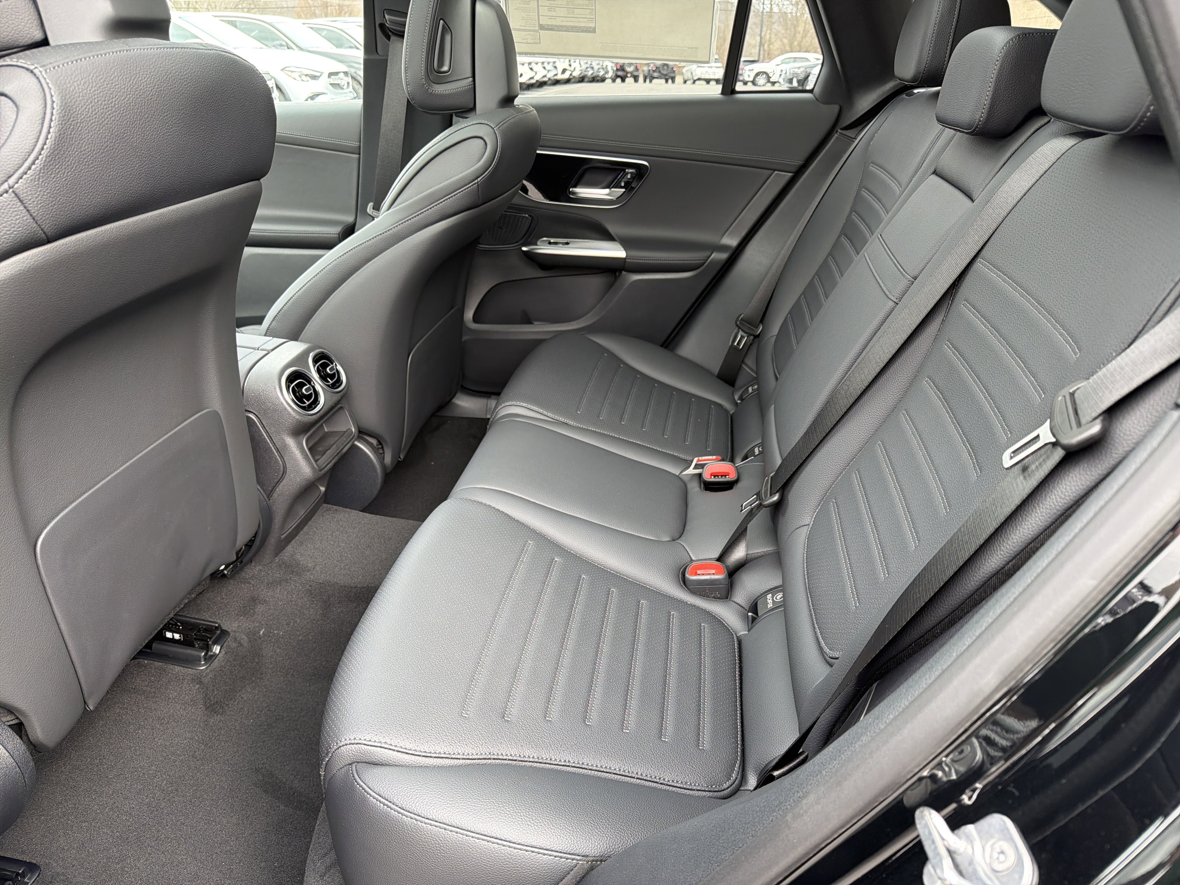 New 2026 Mercedes-Benz GLC 300 4MATIC image 23