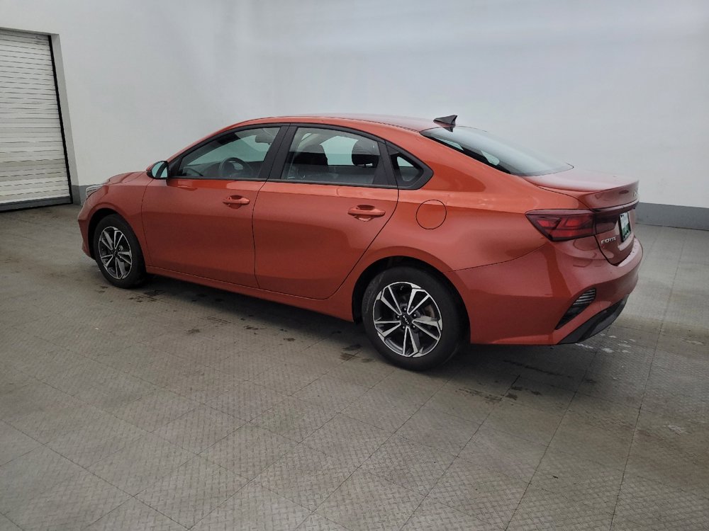 Used 2023 Kia Forte LXS w/ LXS Technology Package image 3