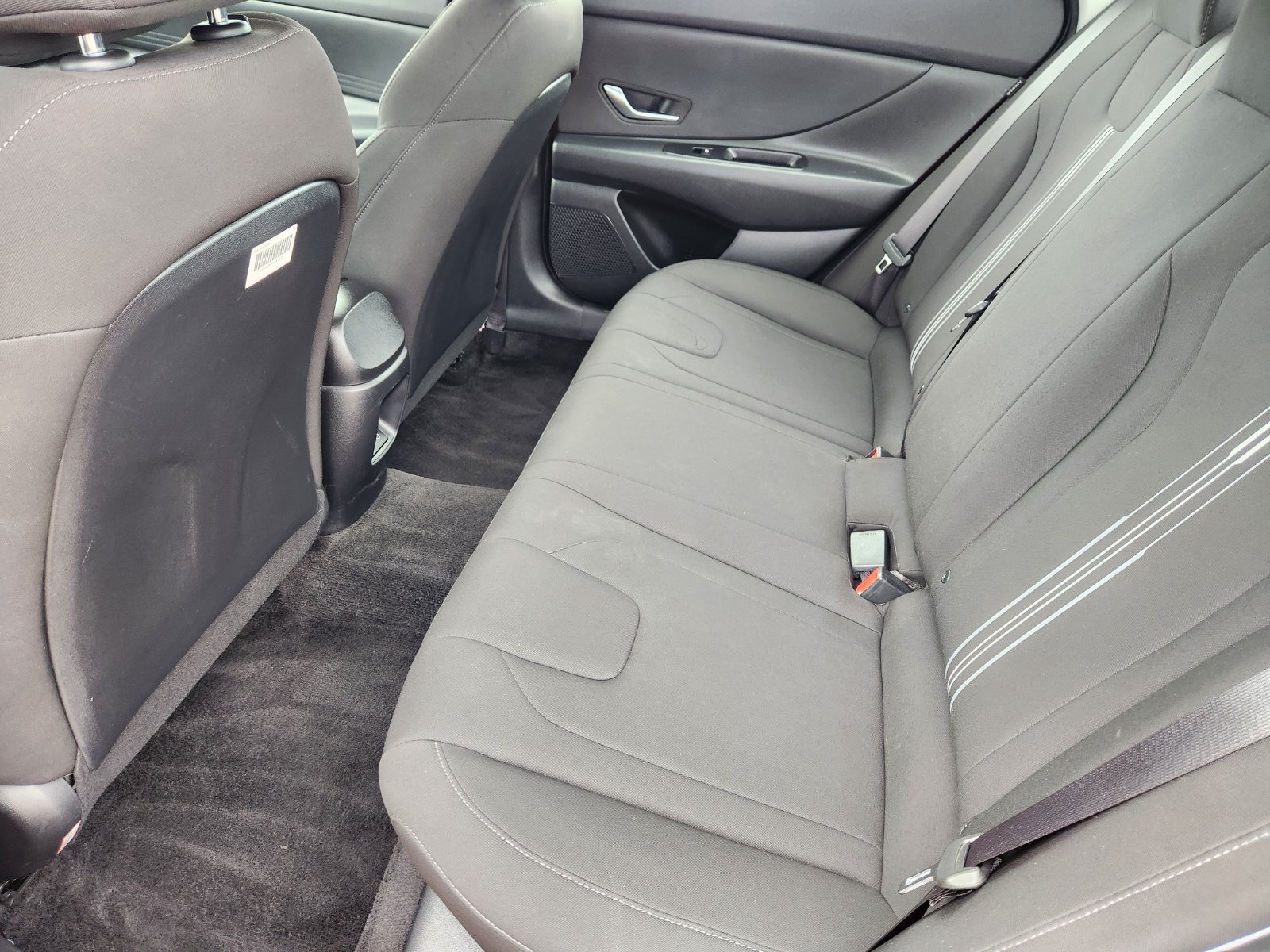 Used 2024 Hyundai Elantra SEL FWD image 31