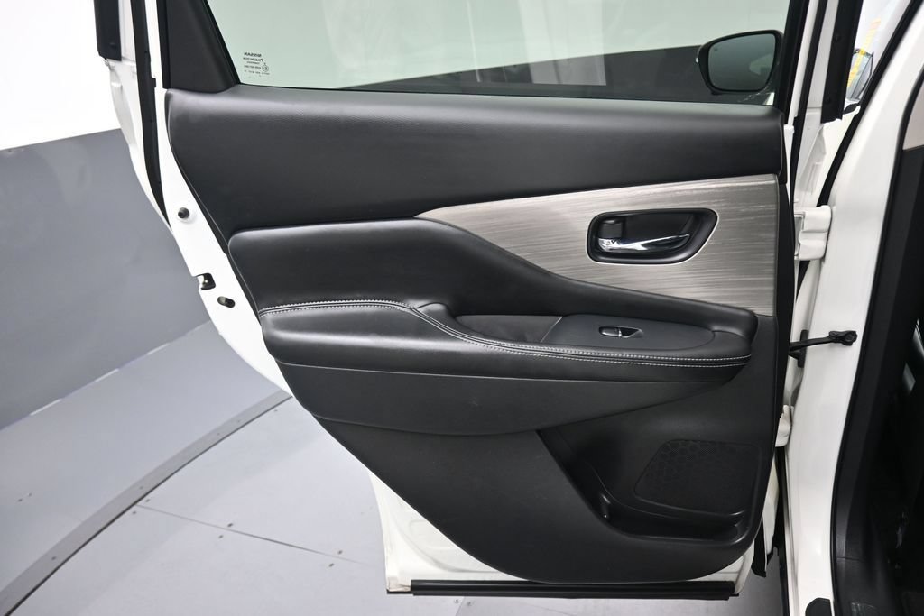 Used 2018 Nissan Murano SL AWD/4WD image 30