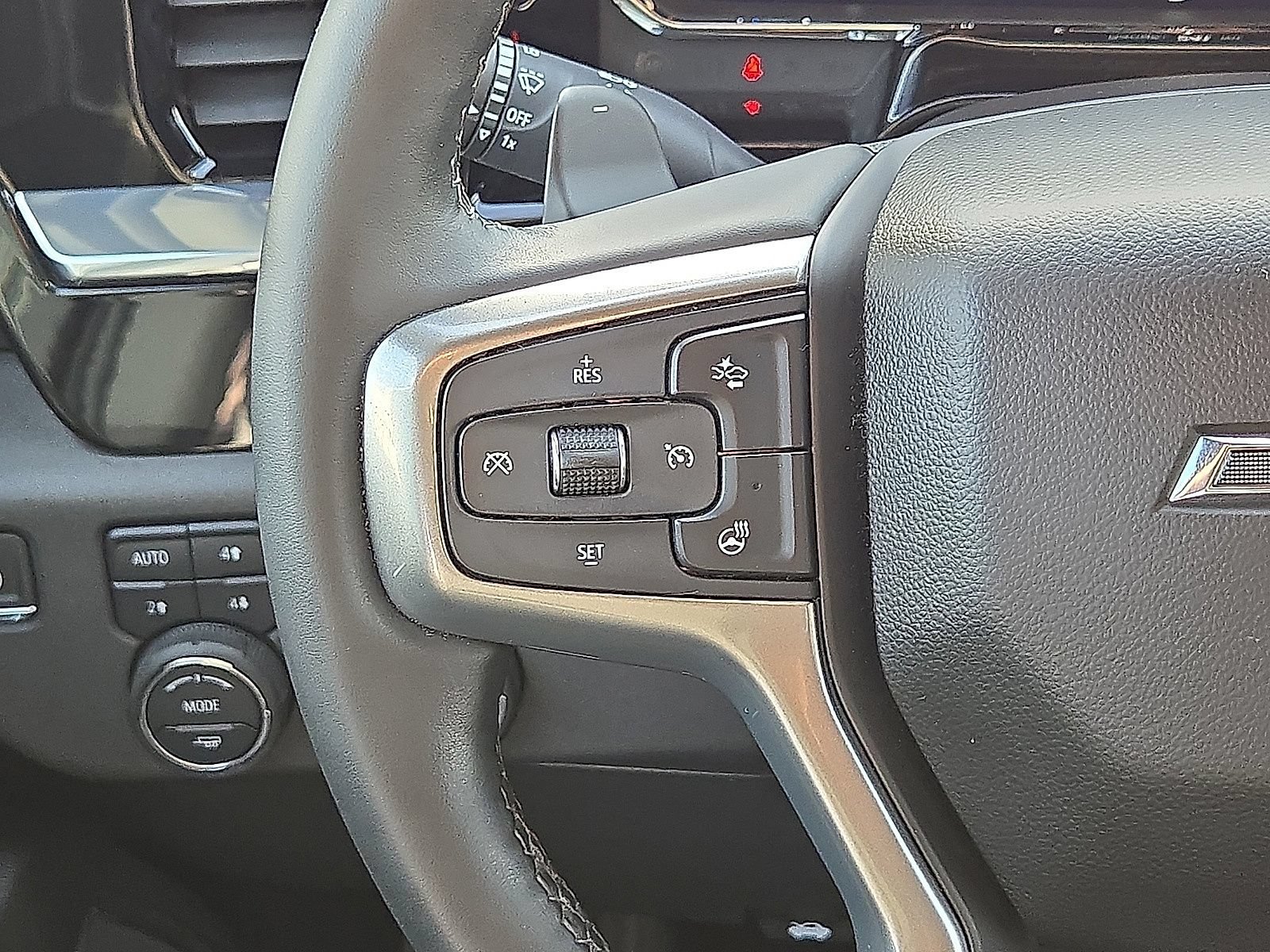 Used 2025 Chevrolet Silverado 1500 LT Trail Boss w/ LPO, Dark Essentials Package AWD/4WD image 20