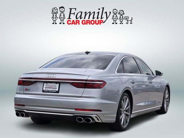 Used 2022 Audi S8 w/ S8 Comfort Plus Package AWD/4WD image 4