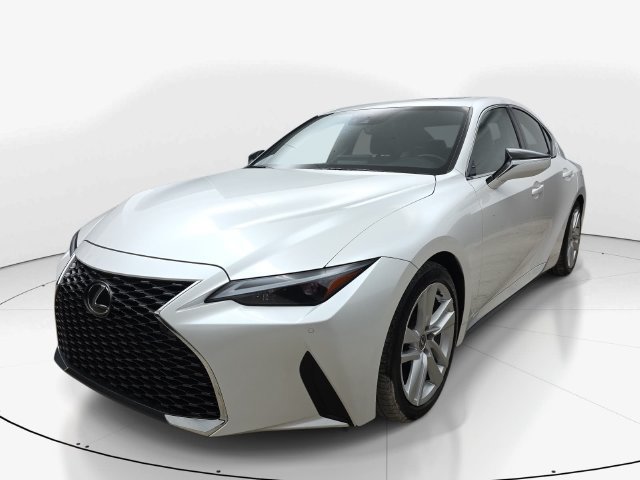Used 2024 Lexus IS 300 w/ Comfort Package RWD image 10