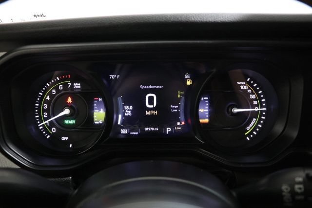 Used 2024 Jeep Wrangler Unlimited AWD/4WD image 24