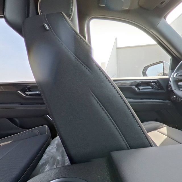 New 2026 GMC Yukon XL Elevation w/ Elevation Premium Package image 31