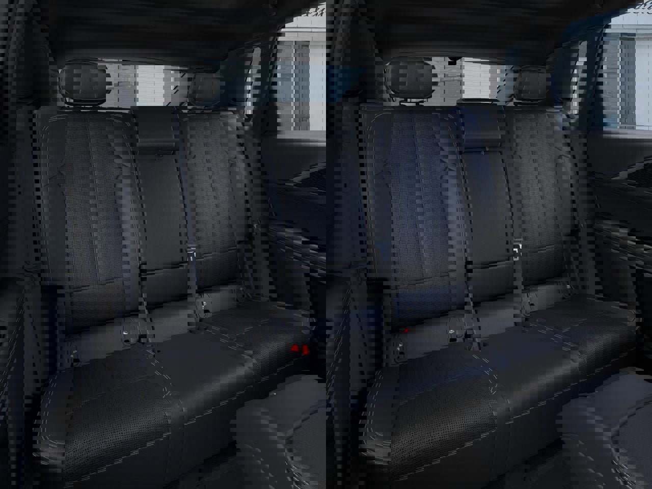 New 2026 Cadillac Lyriq Luxury image 17