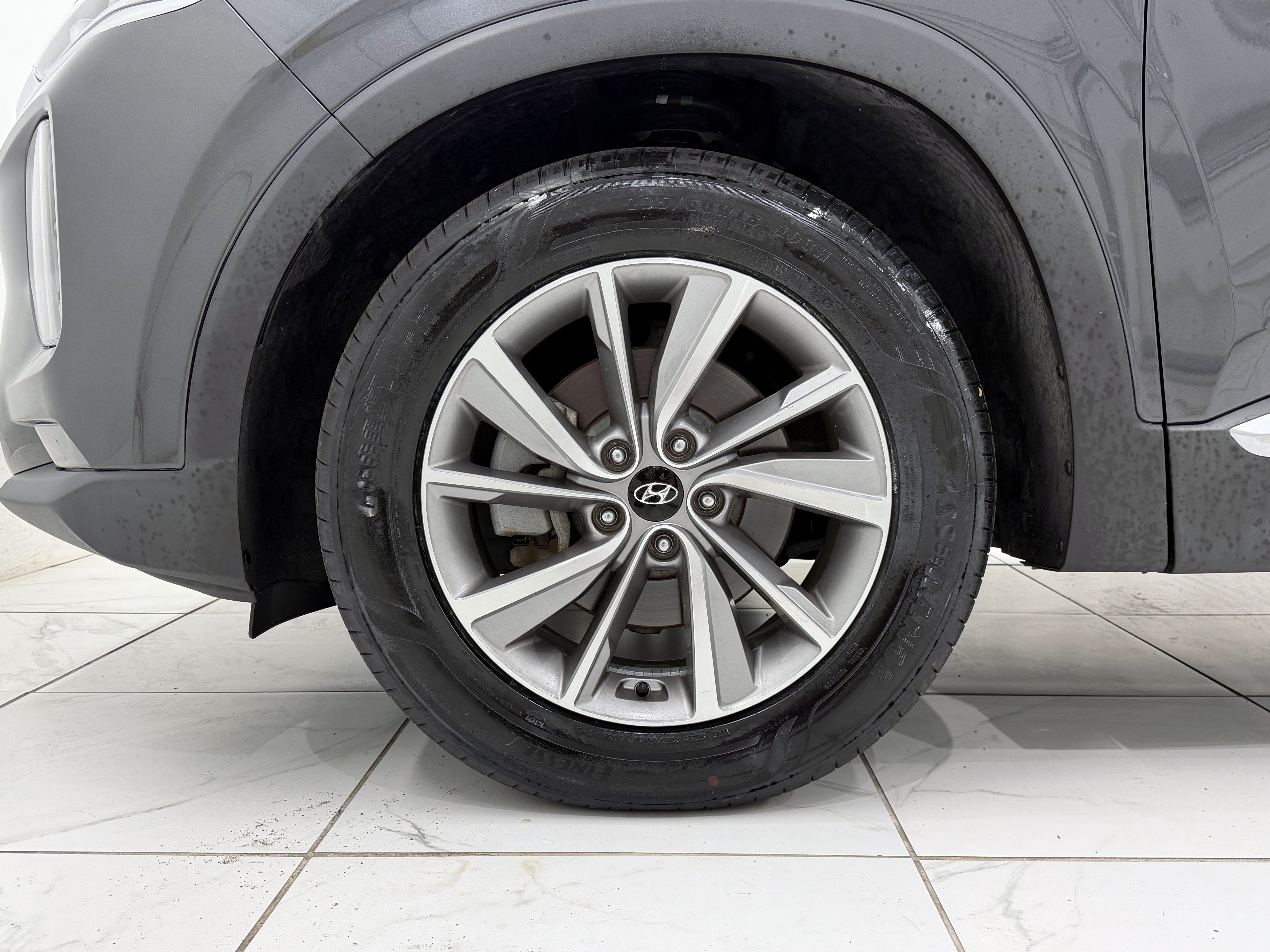 Used 2020 Hyundai Santa Fe SEL w/ Convenience Package AWD/4WD image 16