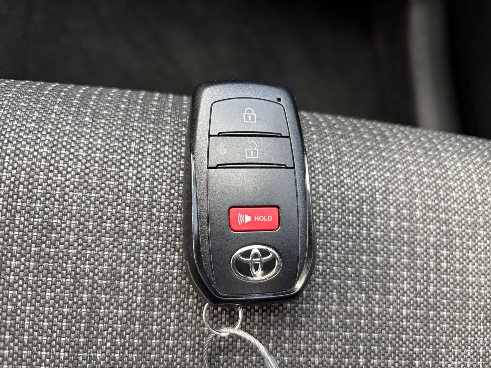 Used 2026 Toyota RAV4 LE AWD/4WD image 20