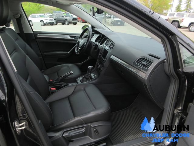 Used 2017 Volkswagen Golf Alltrack SE image 14