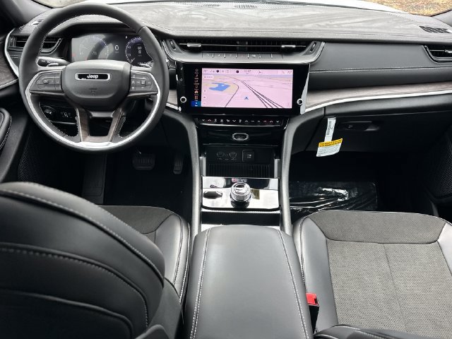 New 2027 Jeep Grand Cherokee 4WD image 17