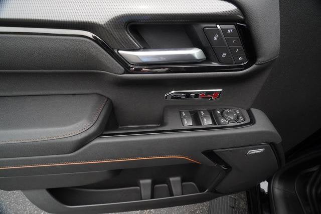 New 2026 GMC Sierra 1500 AT4 w/ AT4 Premium Package AWD/4WD image 16