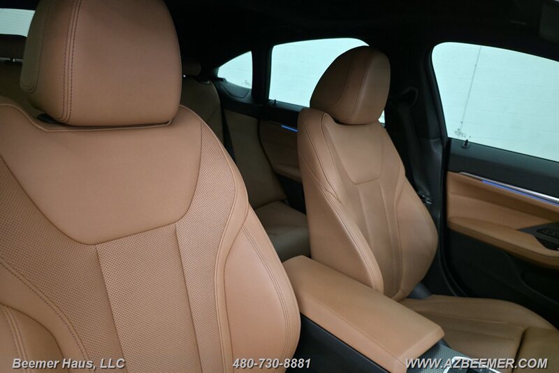 Used 2023 BMW i4 eDrive40 w/ M Sport Package RWD image 38