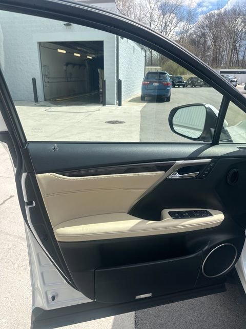 Used 2022 Lexus RX 450hL Luxury w/ Cold Area Package (CT) image 38