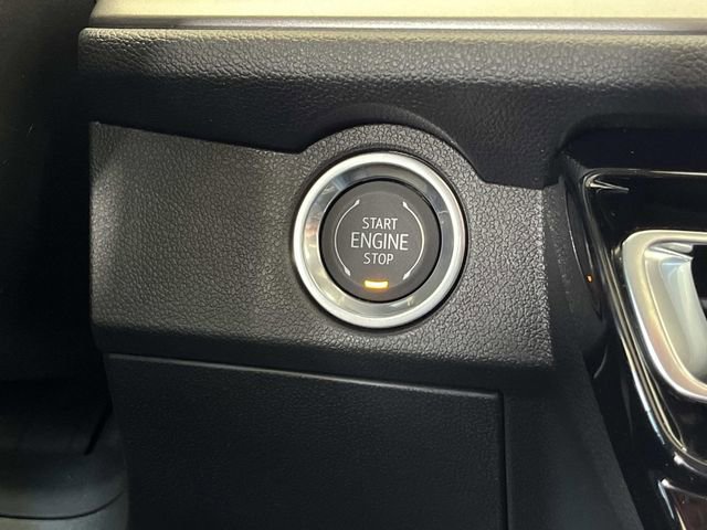 New 2026 Chevrolet Traverse LT w/ Sun and Wheel Package FWD image 13
