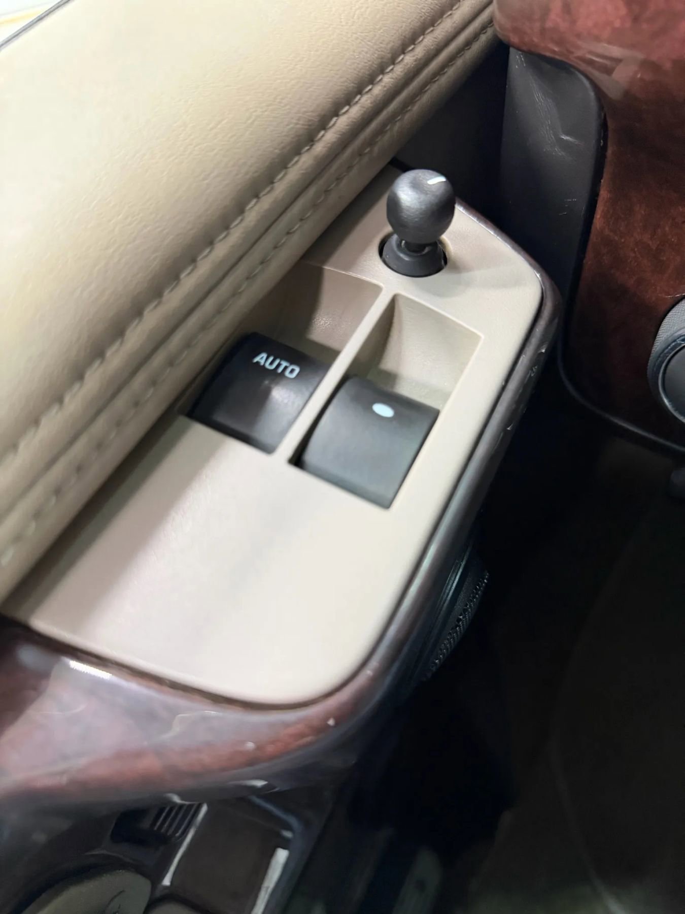 Used 2011 GMC Savana 2500 Extended image 30