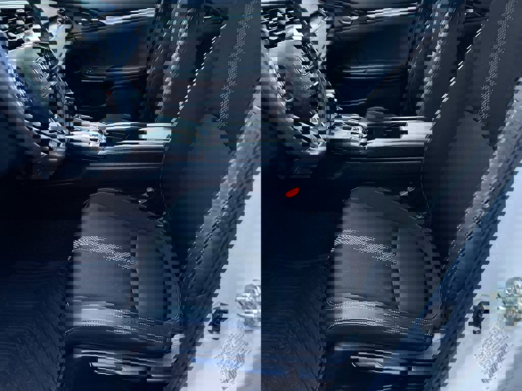 Used 2020 Honda Civic Sport image 8