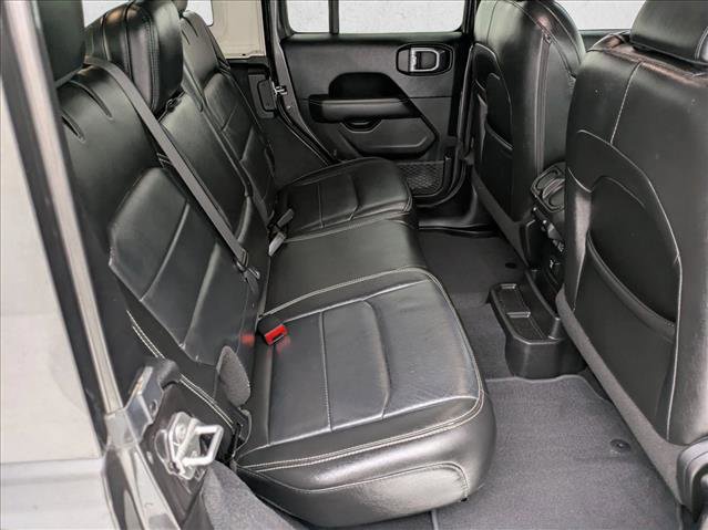 Used 2018 Jeep Wrangler Unlimited Sahara image 18
