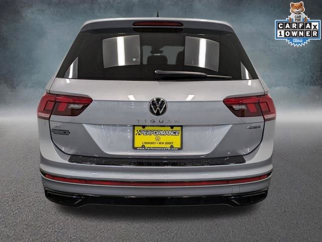 Used 2023 Volkswagen Tiguan SE R-Line AWD/4WD image 6
