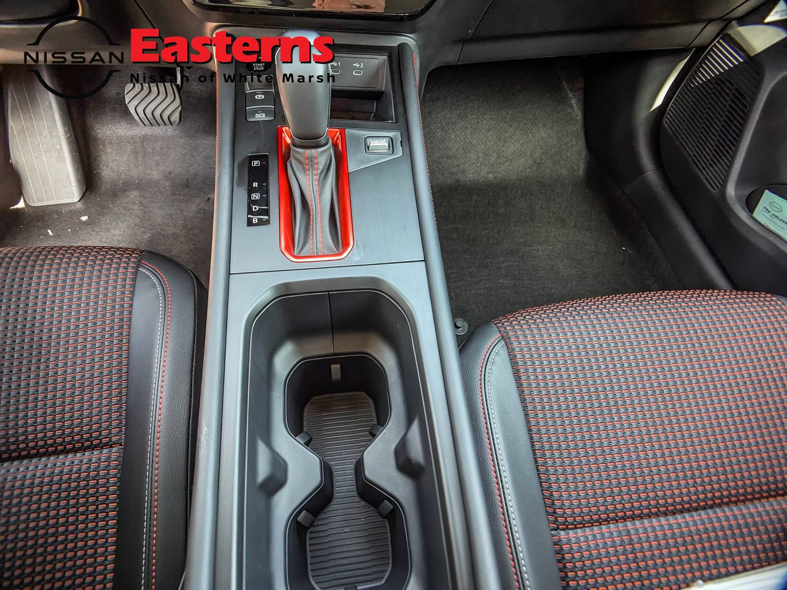 New 2026 Nissan Kicks SR w/ Cold Weather Package AWD/4WD image 15