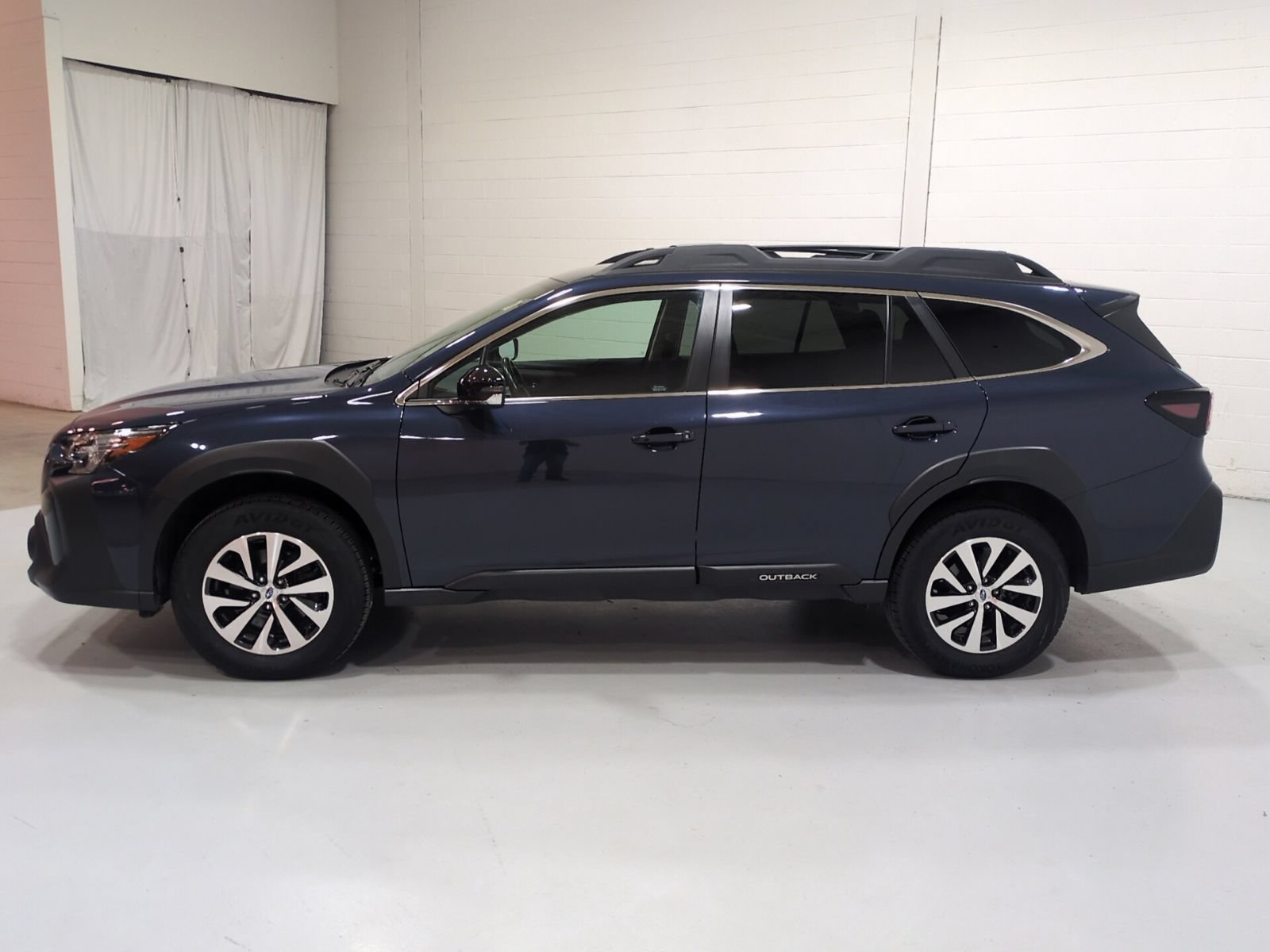 Certified 2024 Subaru Outback Premium AWD/4WD image 6