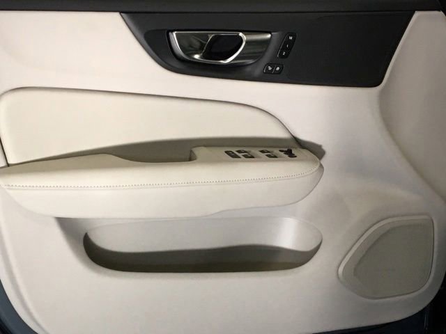 New 2024 Volvo S60 T8 Plus w/ Climate Package image 9