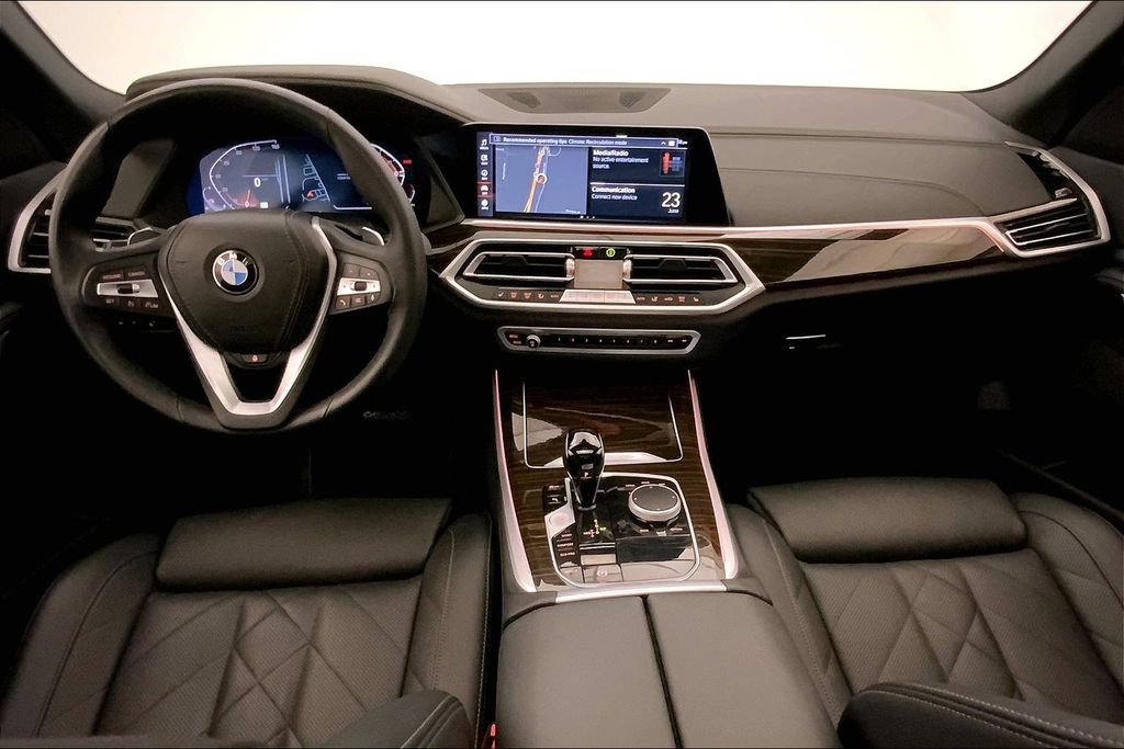 Certified 2023 BMW X5 xDrive40i w/ Premium Package AWD/4WD image 16