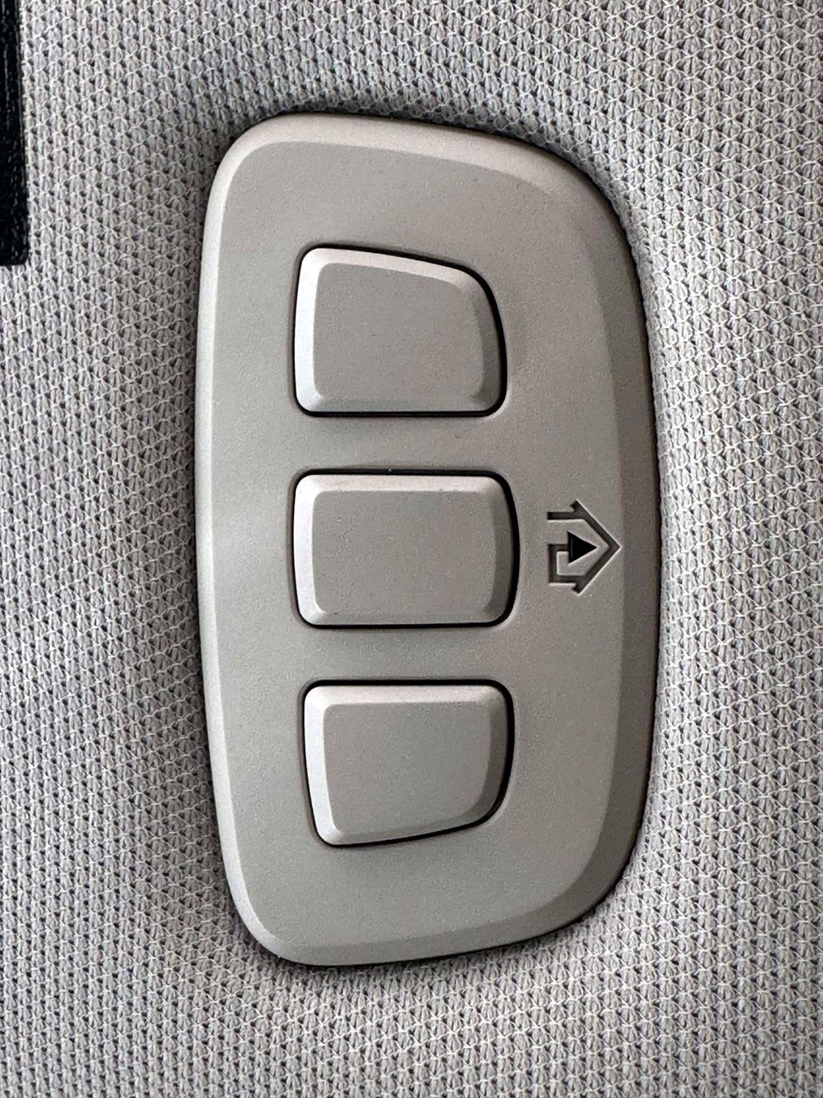 Used 2022 Lincoln Corsair AWD w/ Premium Package image 41