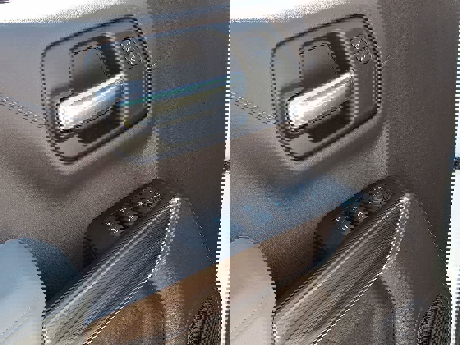 Certified 2020 Chevrolet Silverado 1500 LT image 27