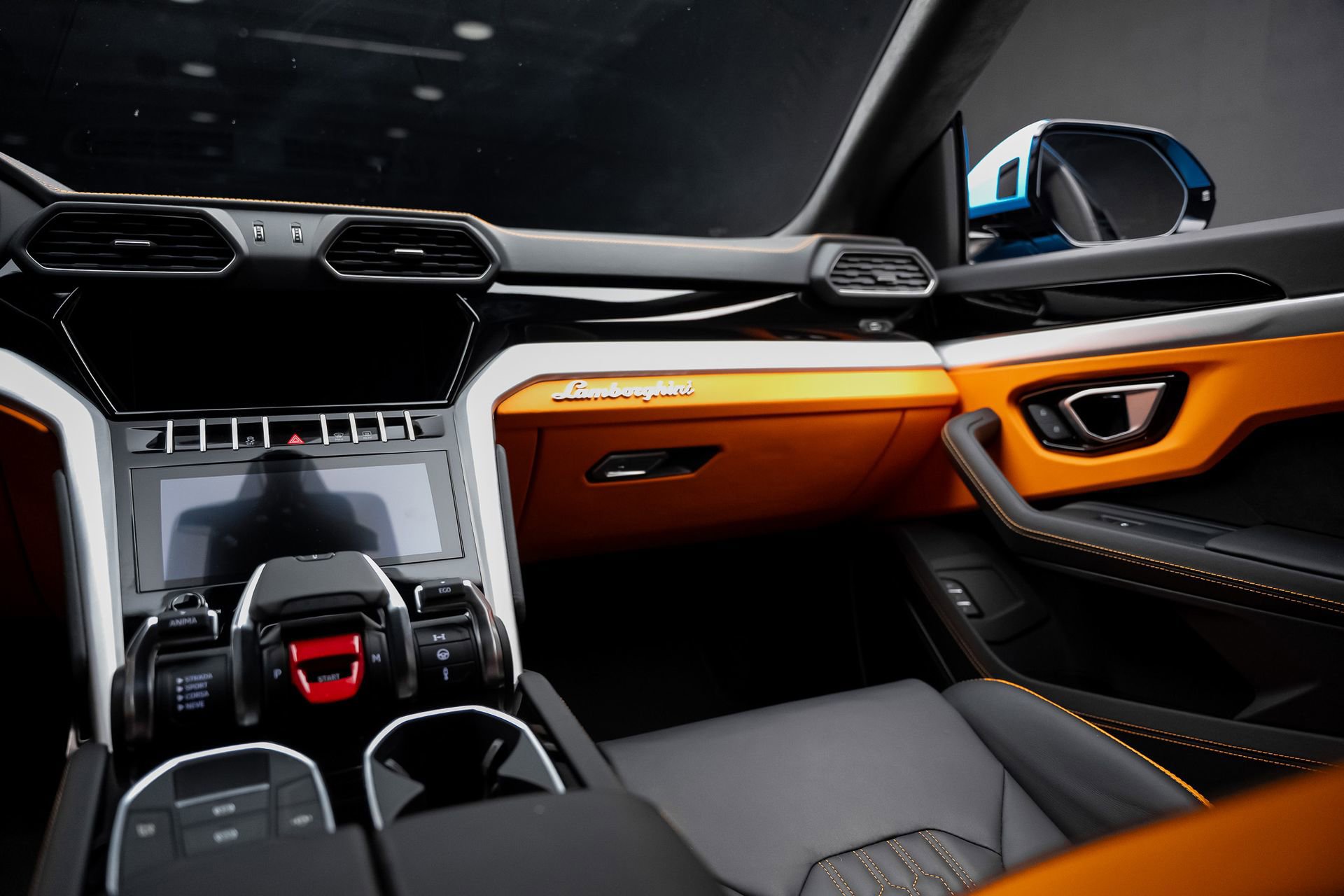 Used 2024 Lamborghini Urus S image 42