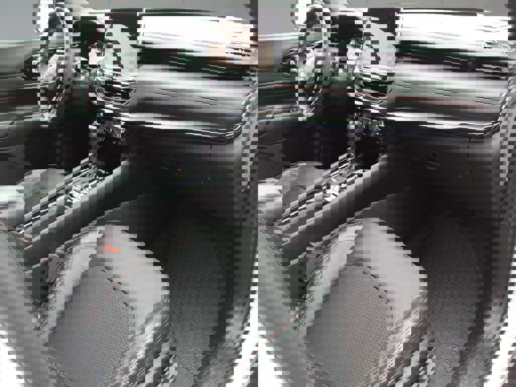 Used 2023 Jeep Compass Trailhawk image 8