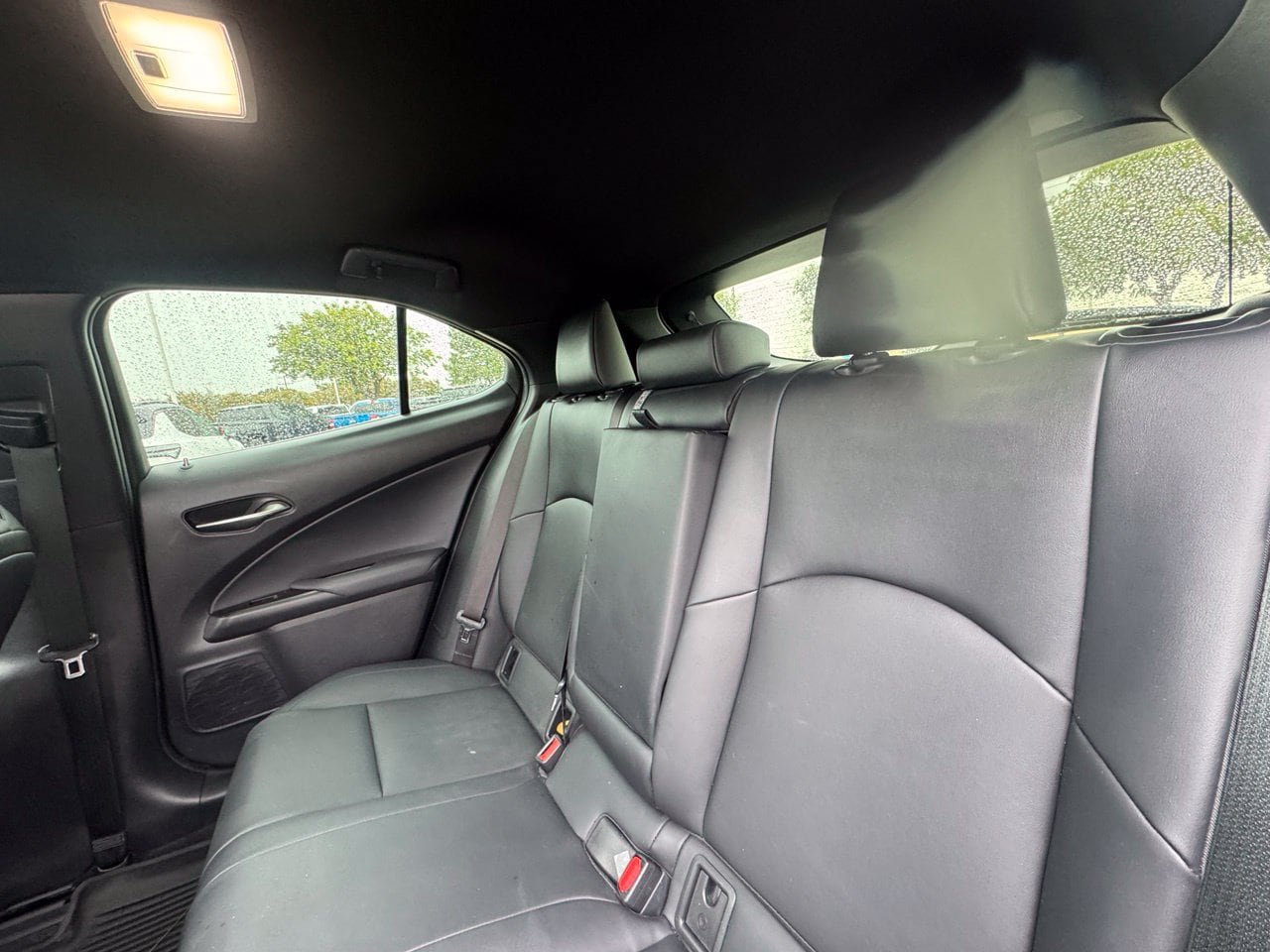 Used 2022 Lexus UX 200 w/ Premium Package FWD image 7