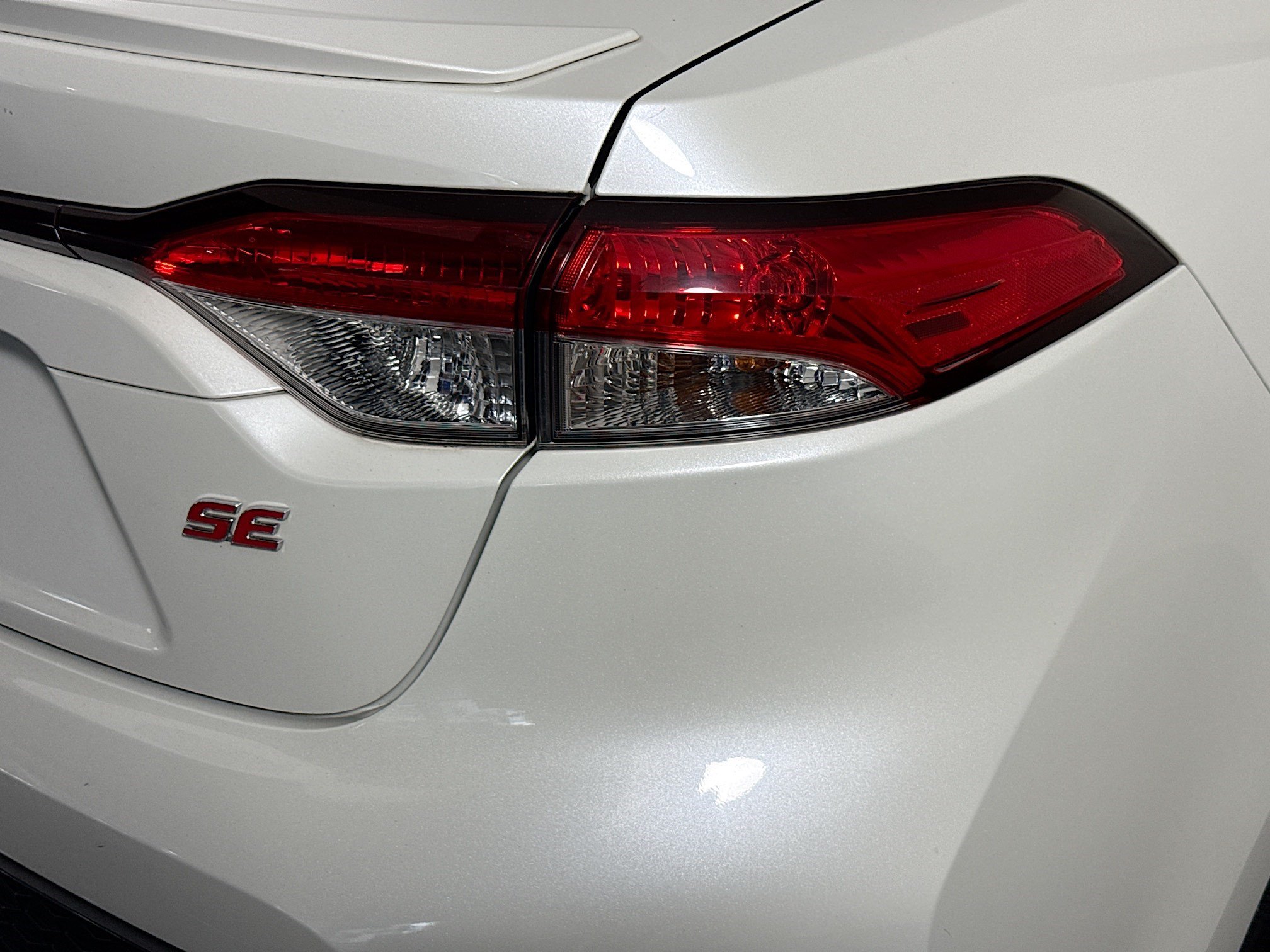 Used 2020 Toyota Corolla SE FWD image 33