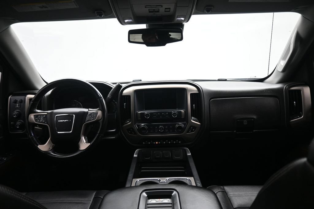 Used 2018 GMC Sierra 1500 Denali w/ Denali Ultimate Package AWD/4WD image 40