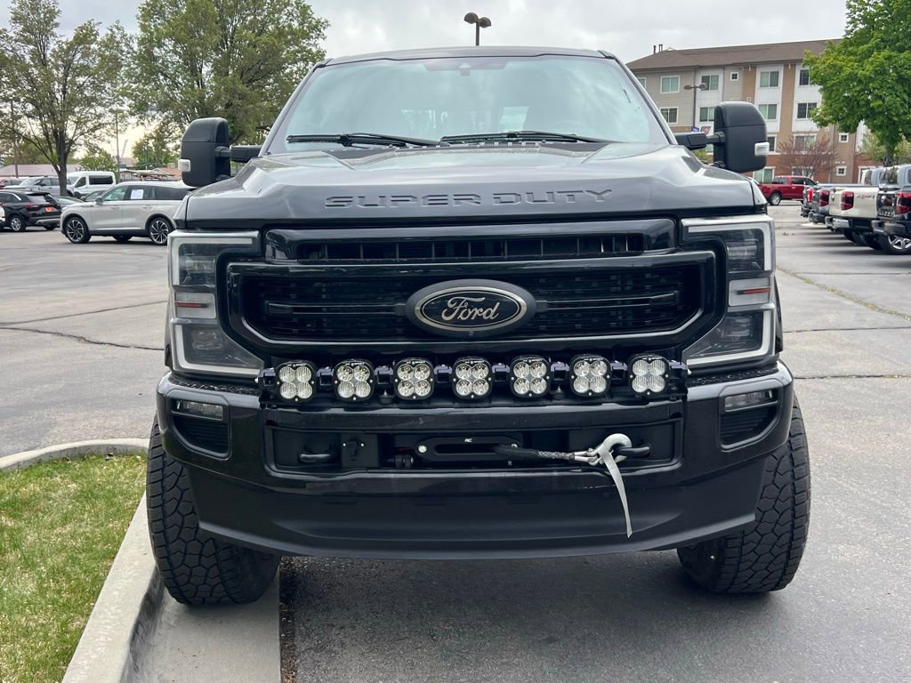 Used 2022 Ford F350 Lariat w/ Black Appearance Package AWD/4WD image 4